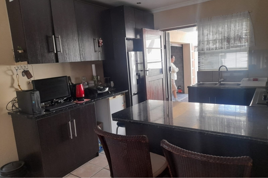 3 Bedroom Property for Sale in Vredelust Western Cape